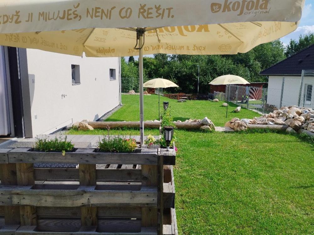 Apartman Dasa Frymburk nad Vltavou Exterior foto